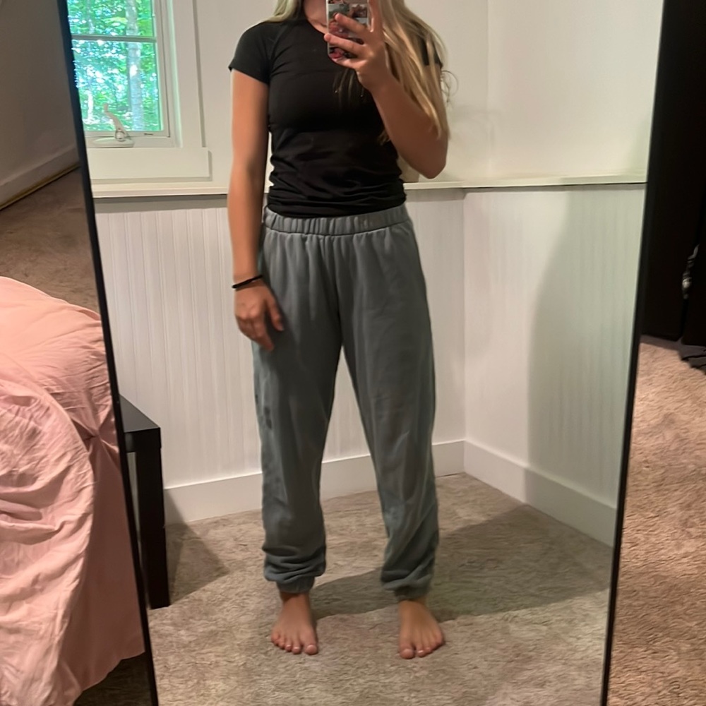 sweatpants brand- pacsun size- s color- green